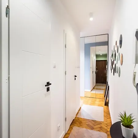 Apartamento Zelazna Blue Corner By Bookinghost *
